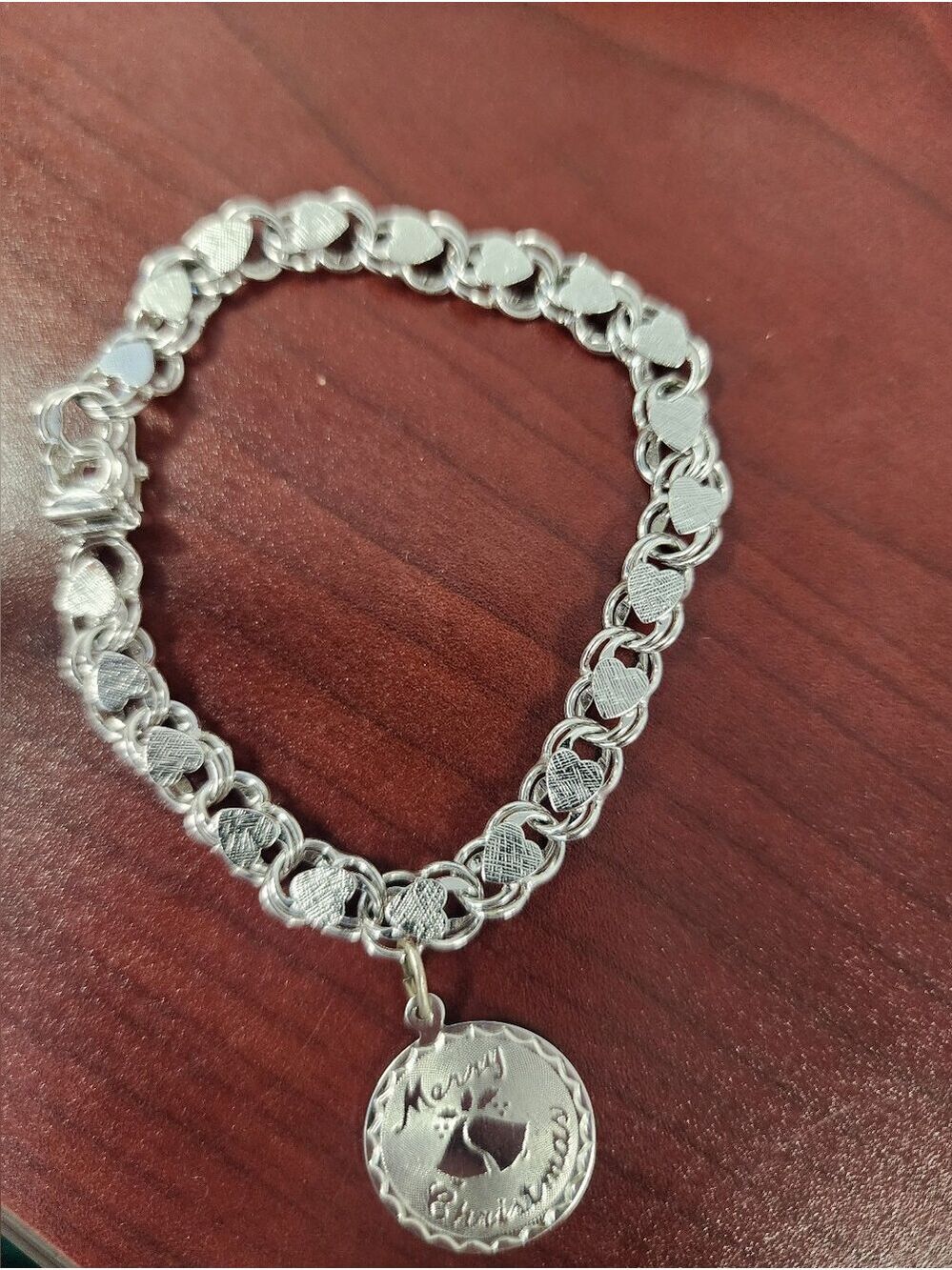 Sterline Silver Heart Link Charm  Bracelet with 'Merry Christmas' Charm 7.5 In.
